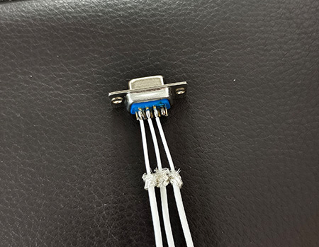 连接器锡杯焊接
